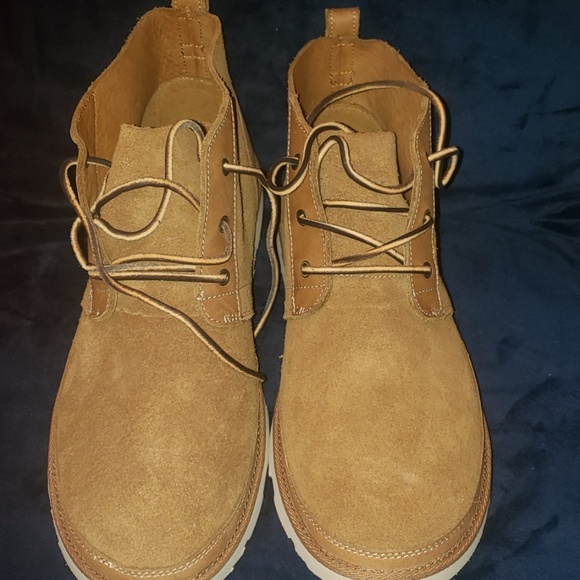 New Ugg boots size 6....2 left - Picture 2 of 5